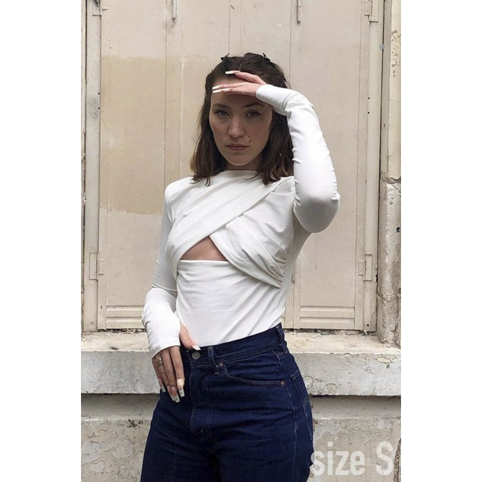VÉNITIA